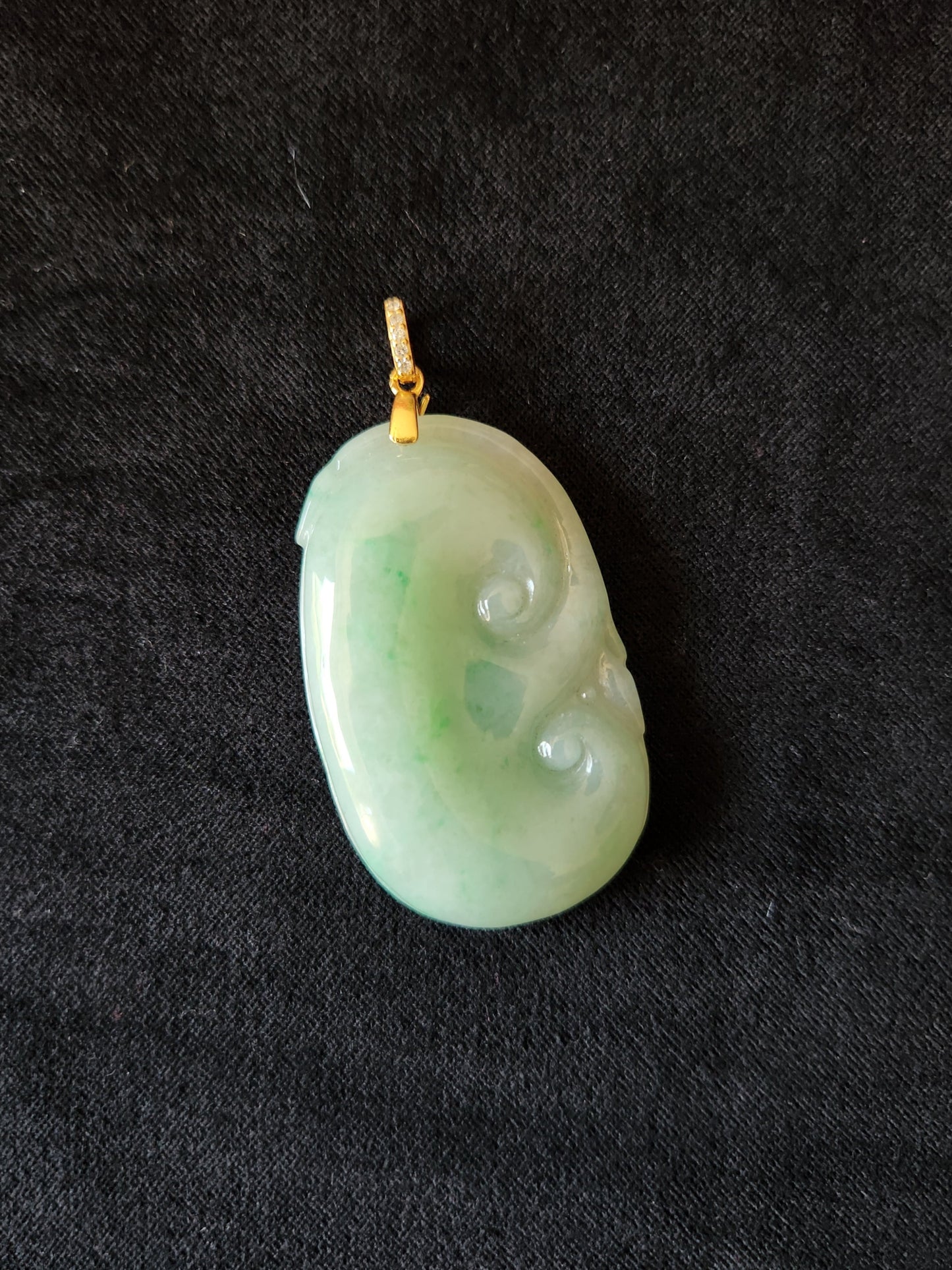 Jadeite Pendant - Mild Green in Ruyi Shape