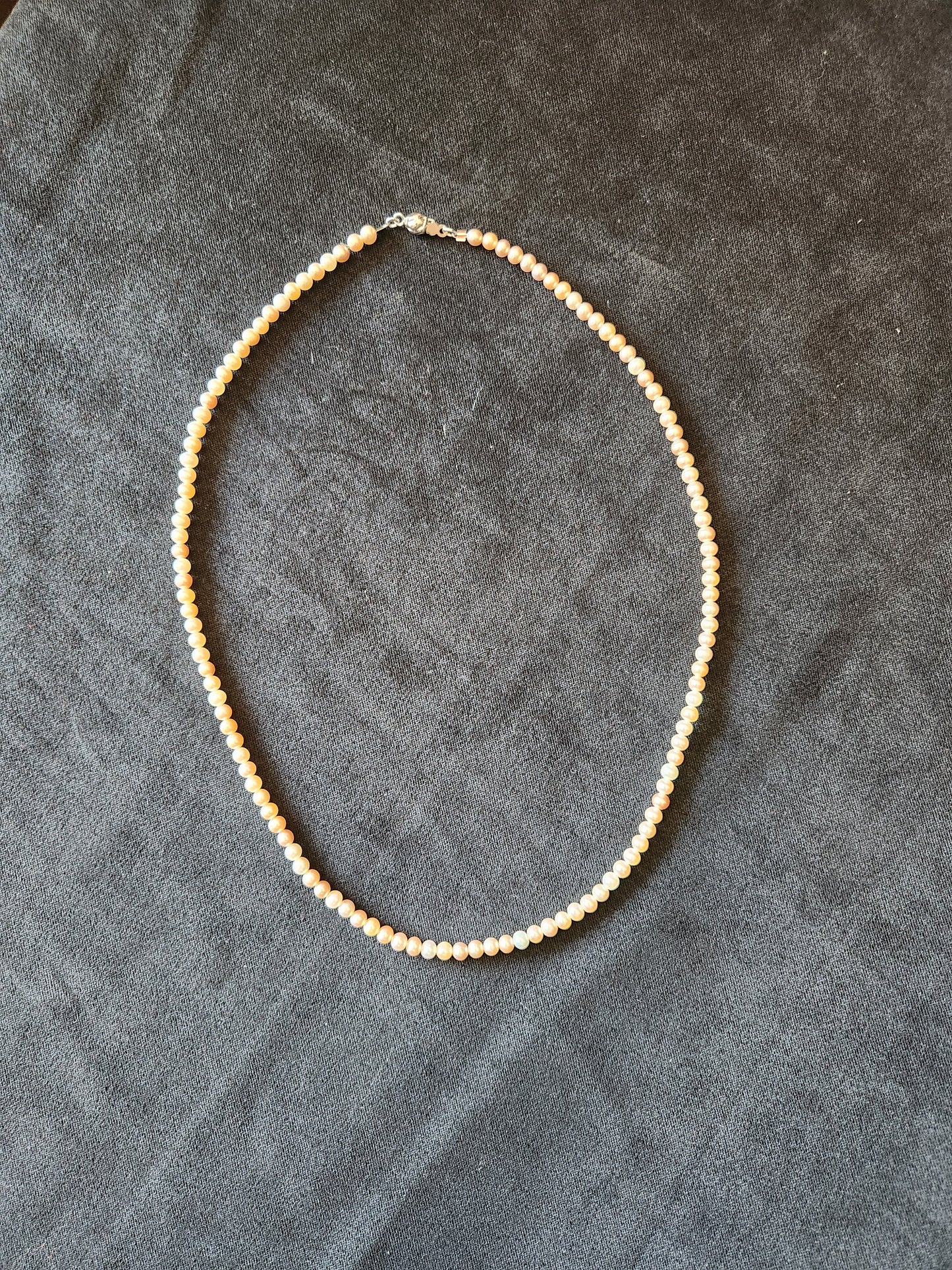 Pearl Bead Necklace - Metallic Hue