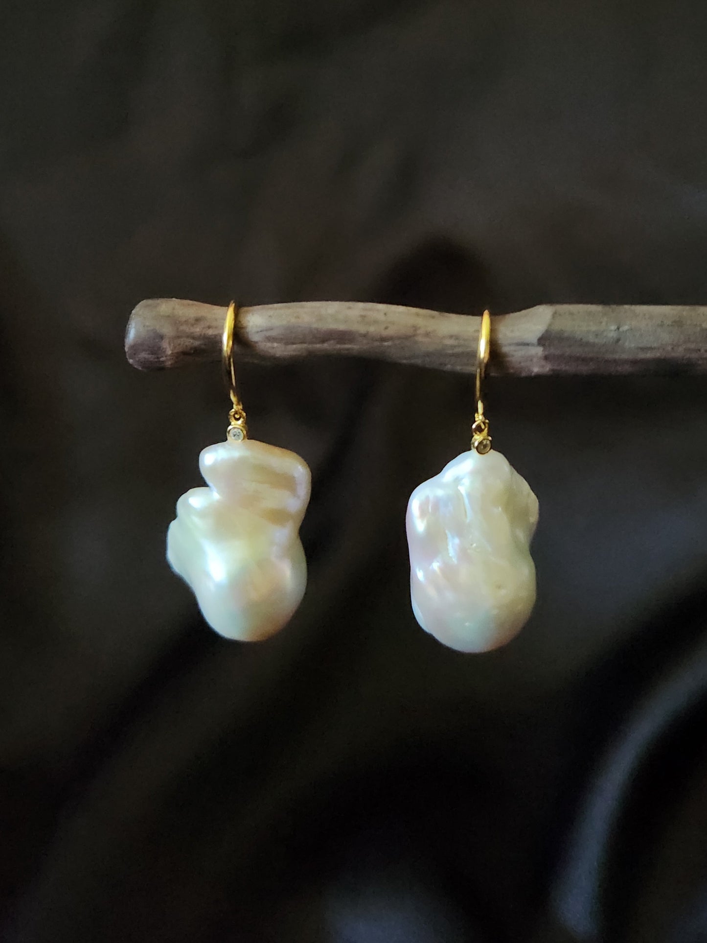 Baroque Pearl Drop Earrings