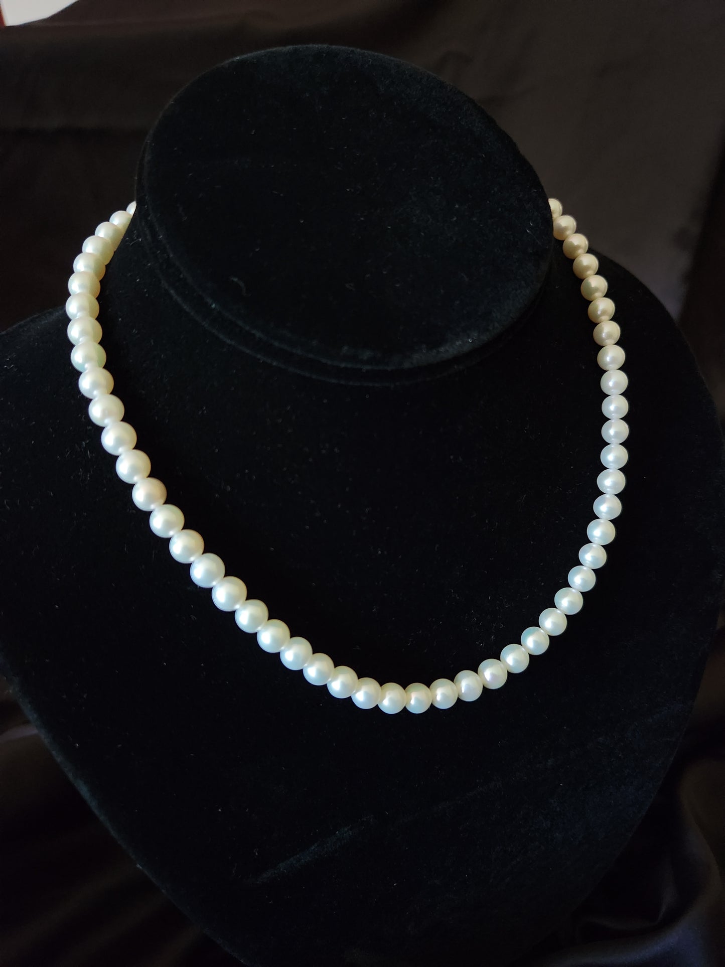Freshwater Pearl Bead Necklace - Sphere Clasp