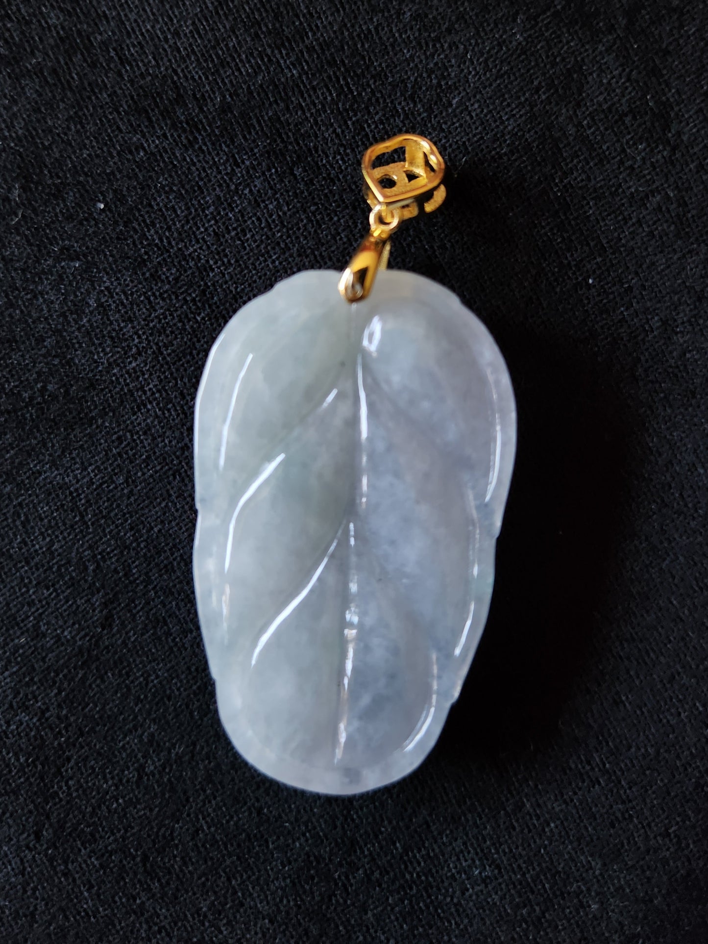 Jadeite Pendant - Leaf