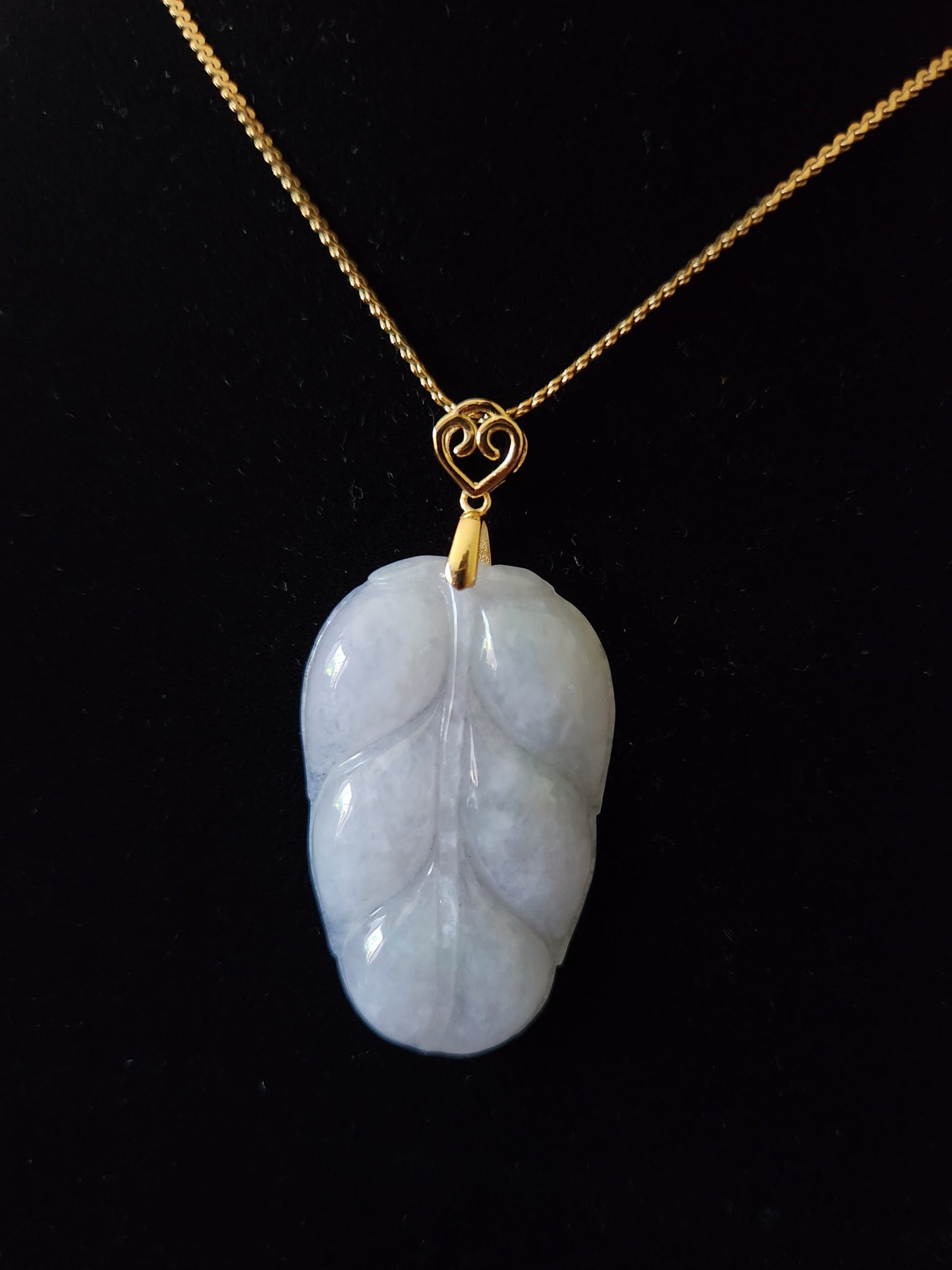 Jadeite Pendant - Leaf