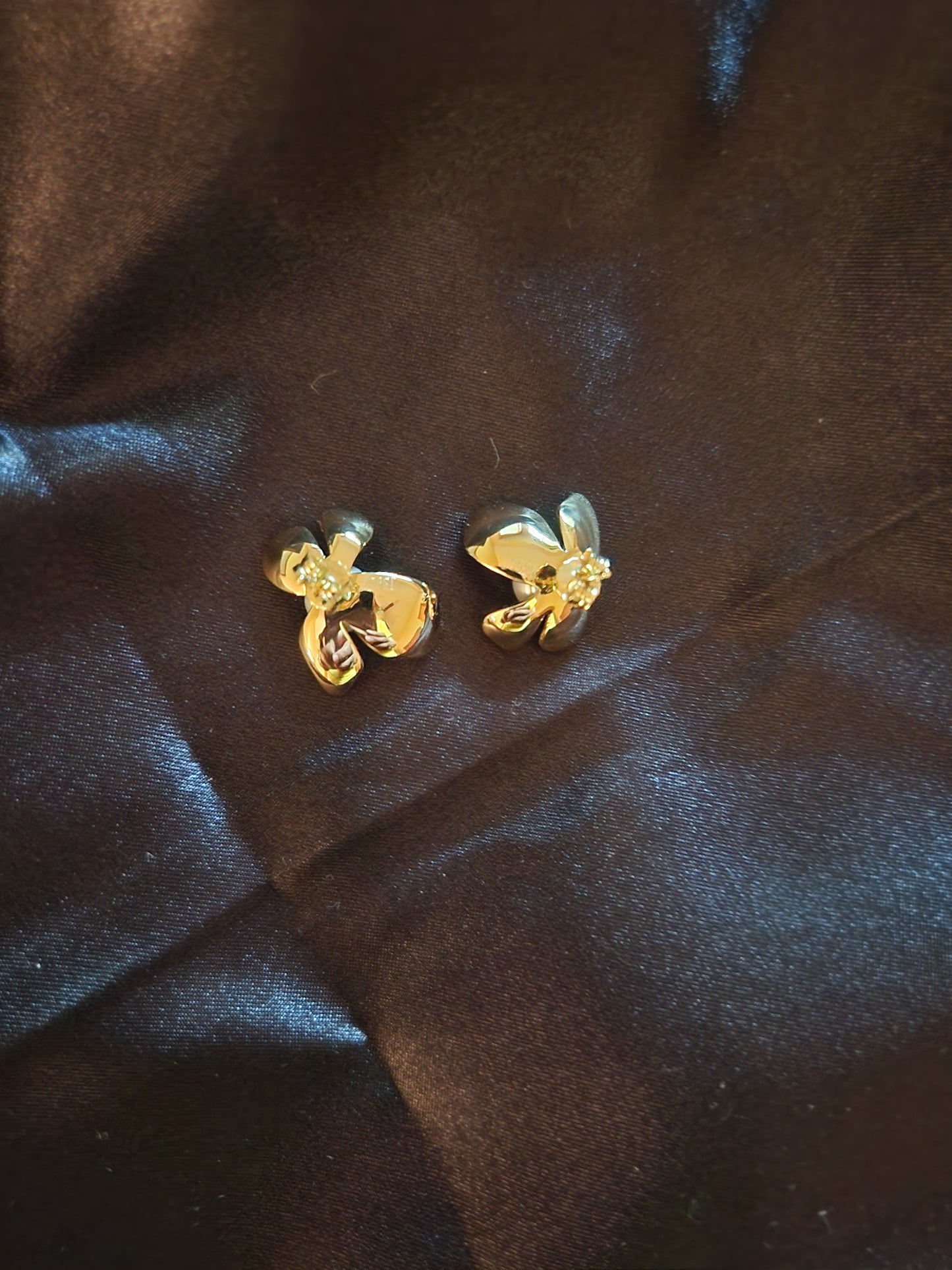 Designer Pearl Floral Stud Earrings