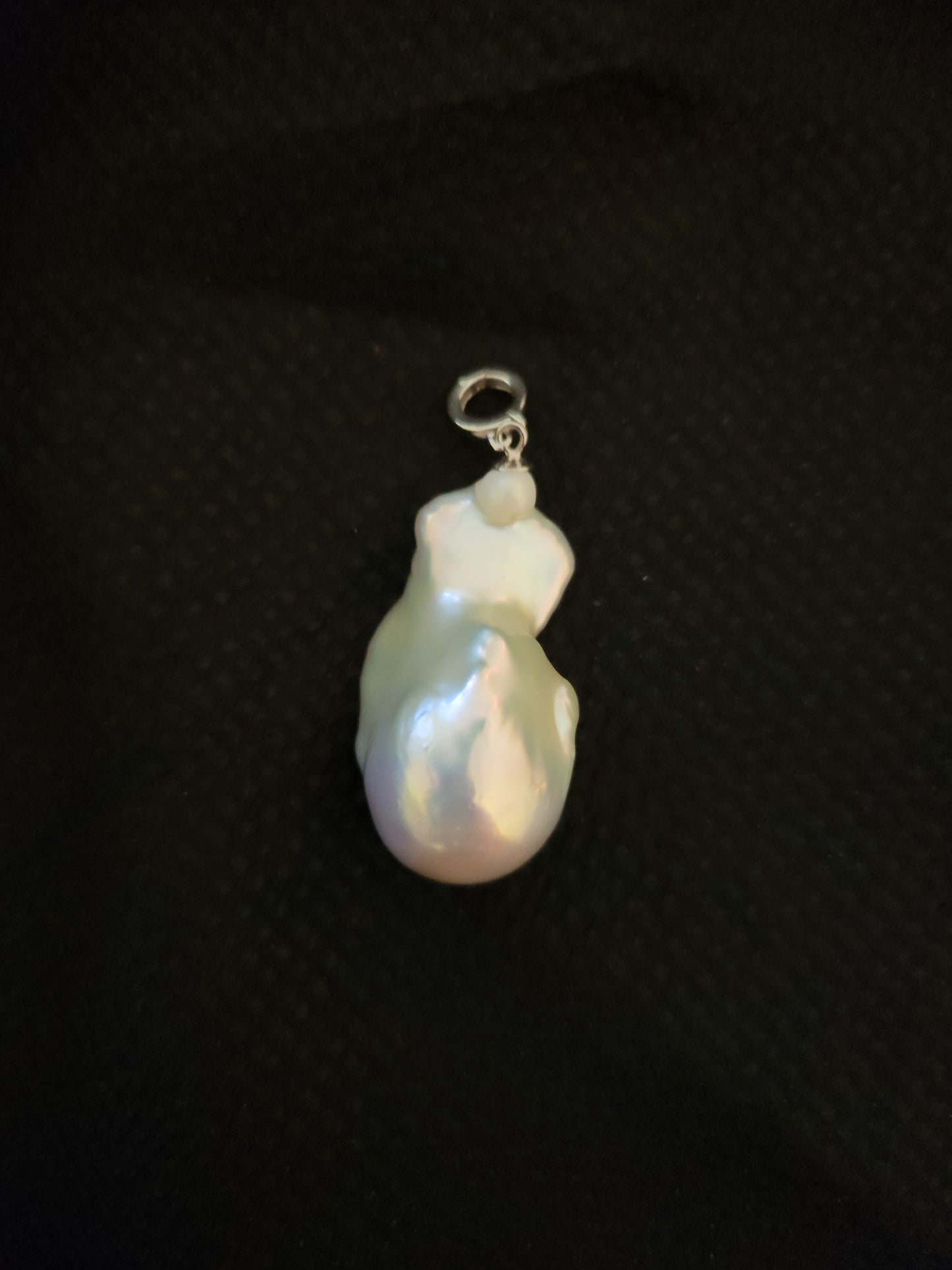 Baroque Pearl Pendant