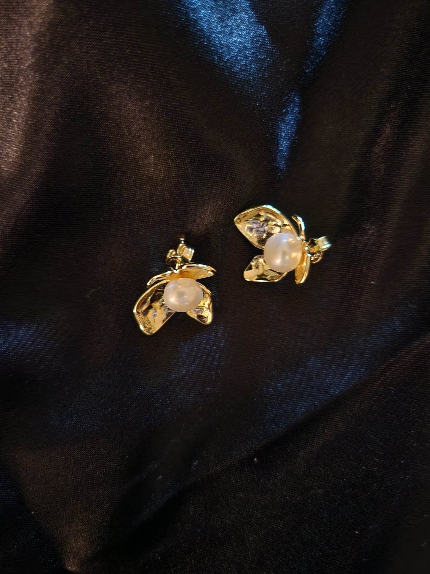 Designer Pearl Floral Stud Earrings