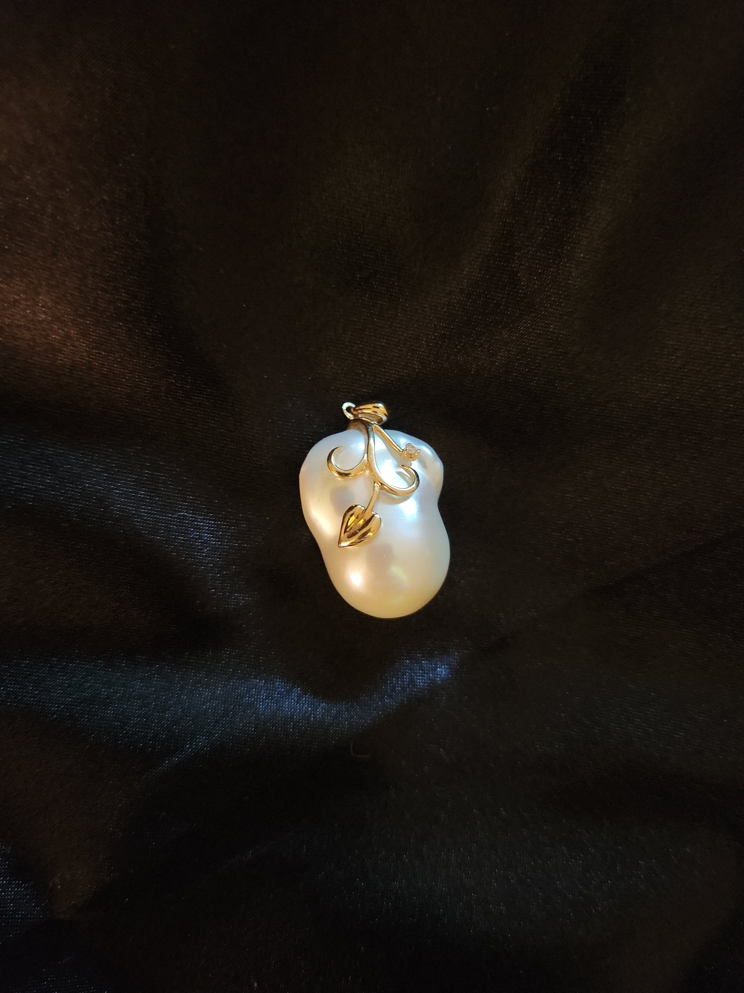 Baroque Pendants