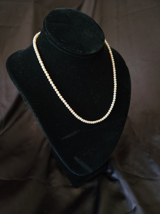 Pearl Bead Necklace - Metallic Hue