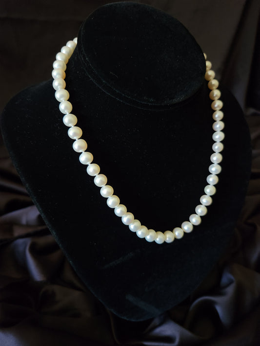 Freshwater Pearl Bead Necklace